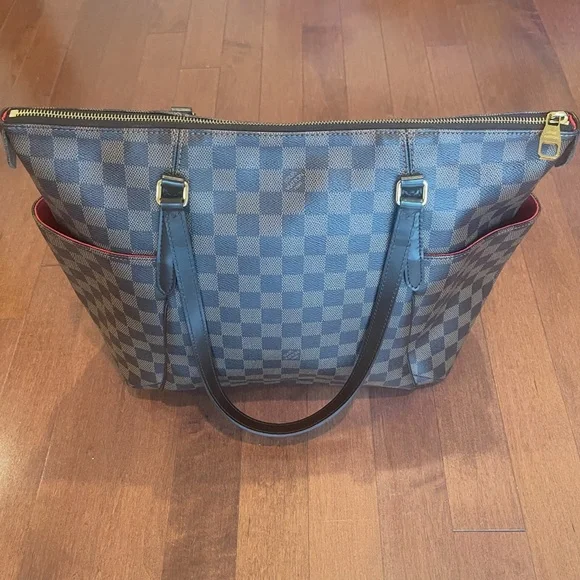 Louis Vuitton Checkered Tote with Black and Brown - Picture 3 of 6